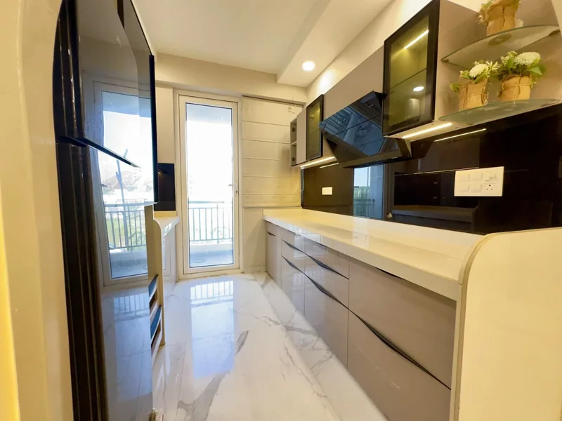 Kalyan EVA actual flat: fitted kitchen